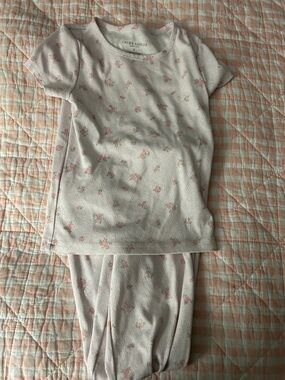 Laura Ashley girls pajamas size 6 NWOT